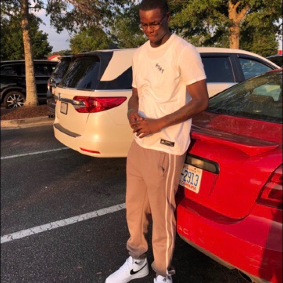 Meet your Posher, Ja'quel - Picture 1 of 1